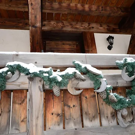 Chalet Les Islouts *