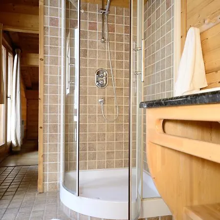 Chalet Les Islouts *